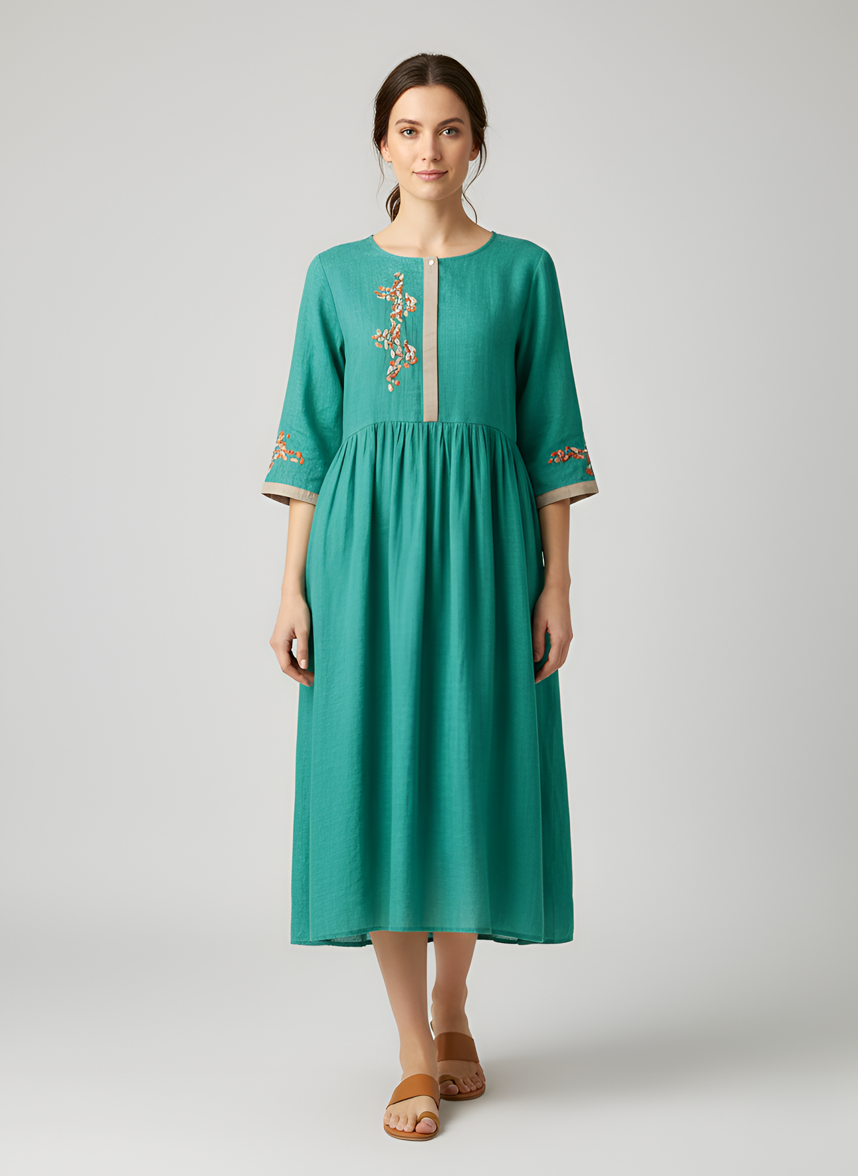 Dame kjole i bomuld og hør med rund hals og løs pasform